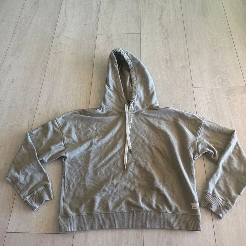 VUORI WOMEN'S LAGUNA HOODIE size s